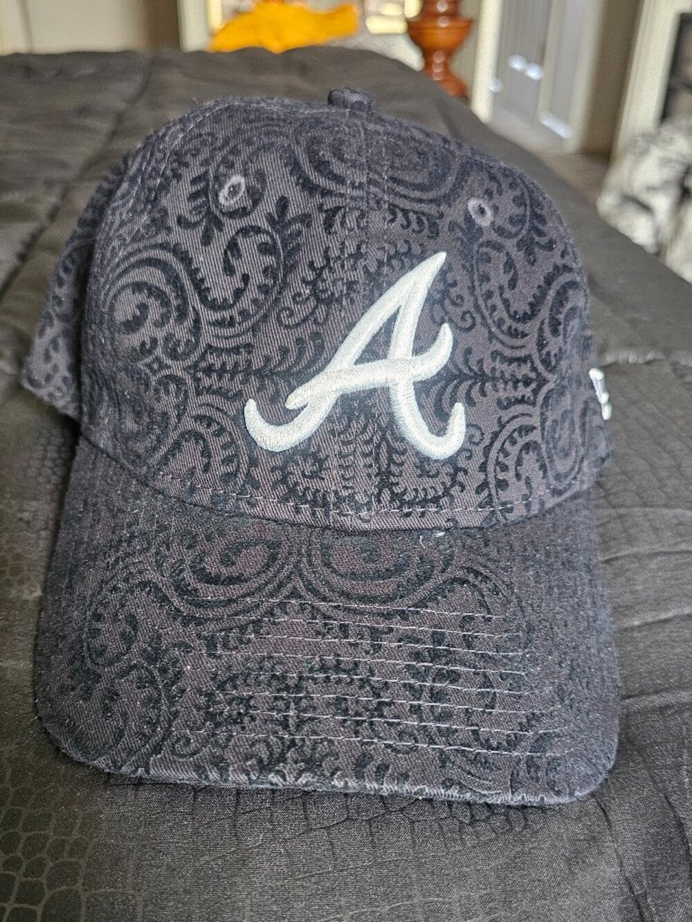 Atlanta Braves New Era Women's Flair 9Twenty Adjustable Hat-Navy